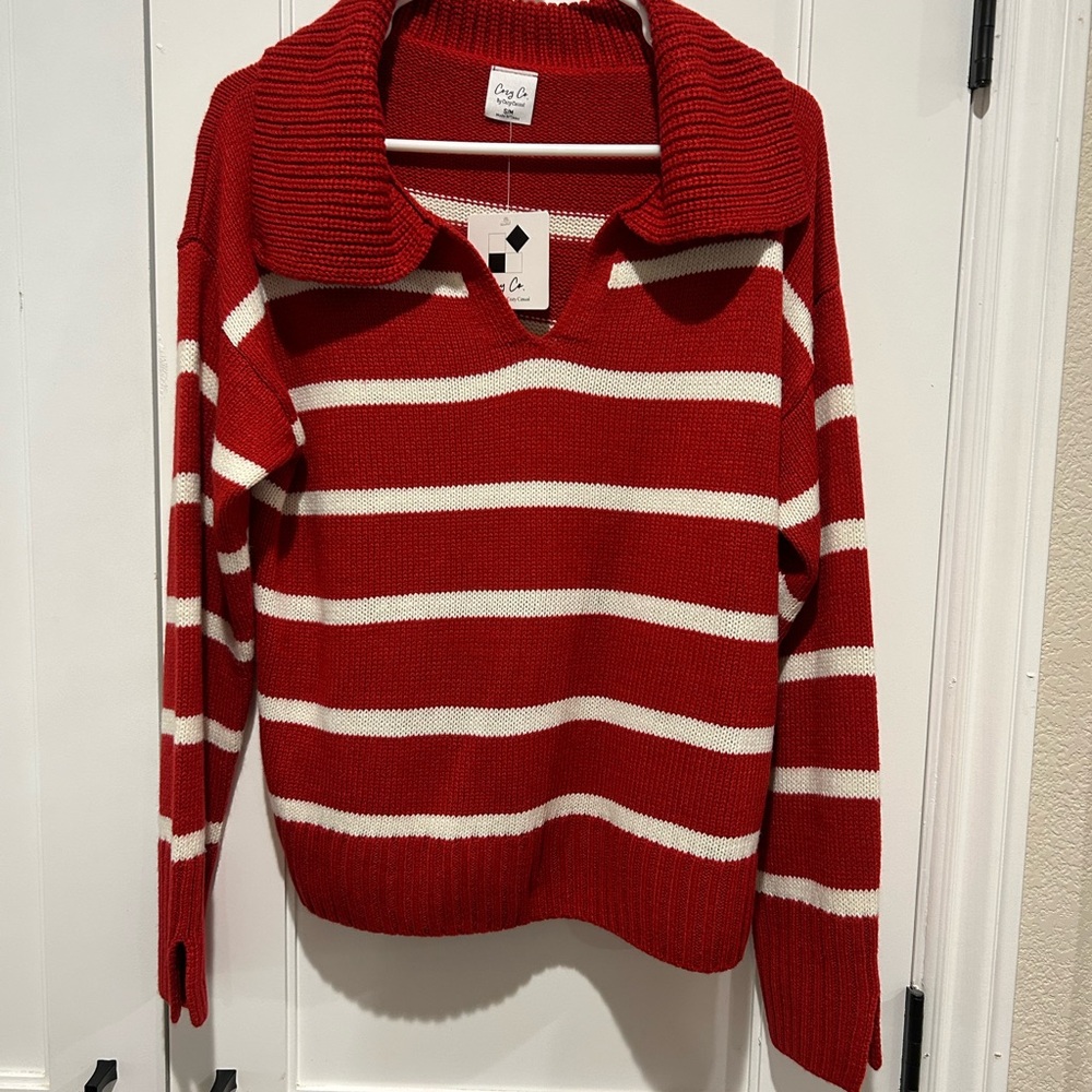 Cozy Co. Casual Red and Cream V-Neck Sweater